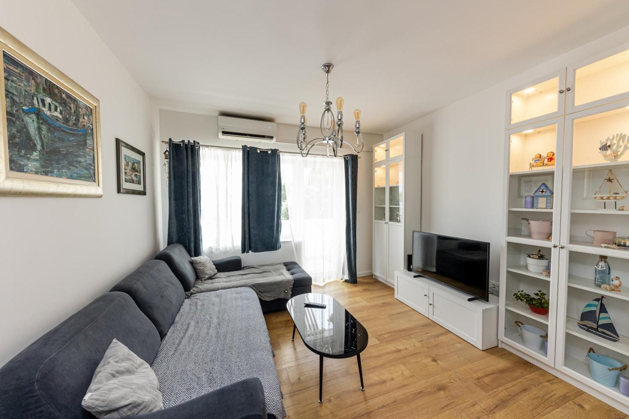 House Niko M With 6 Apartments Split Exterior photo